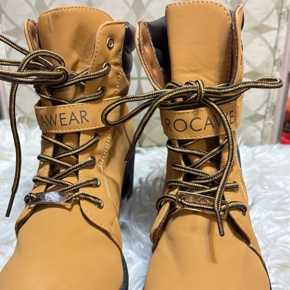 Rocawear synthetic tan lace up boots